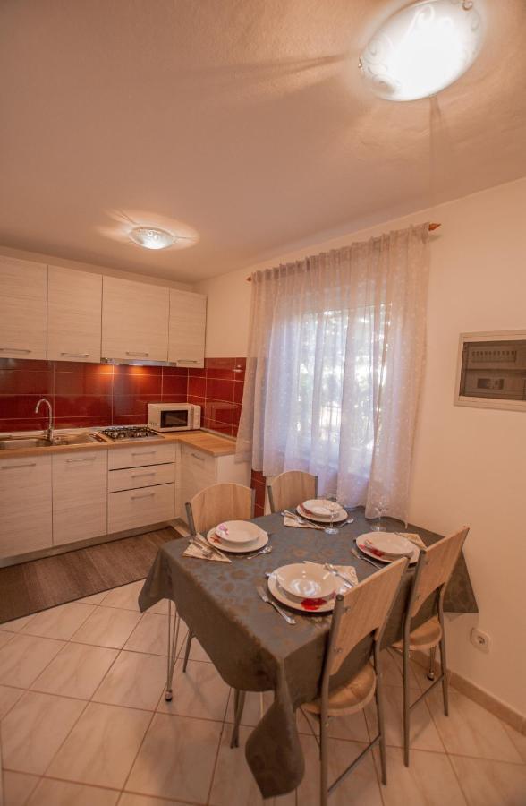 Apartments Lea Пореч Екстер'єр фото